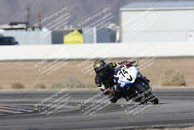 media/Jan-15-2026-Racers Edge (Thu) [[dfebeb70ab]]/3-B Group/Session 1 Turn 15/